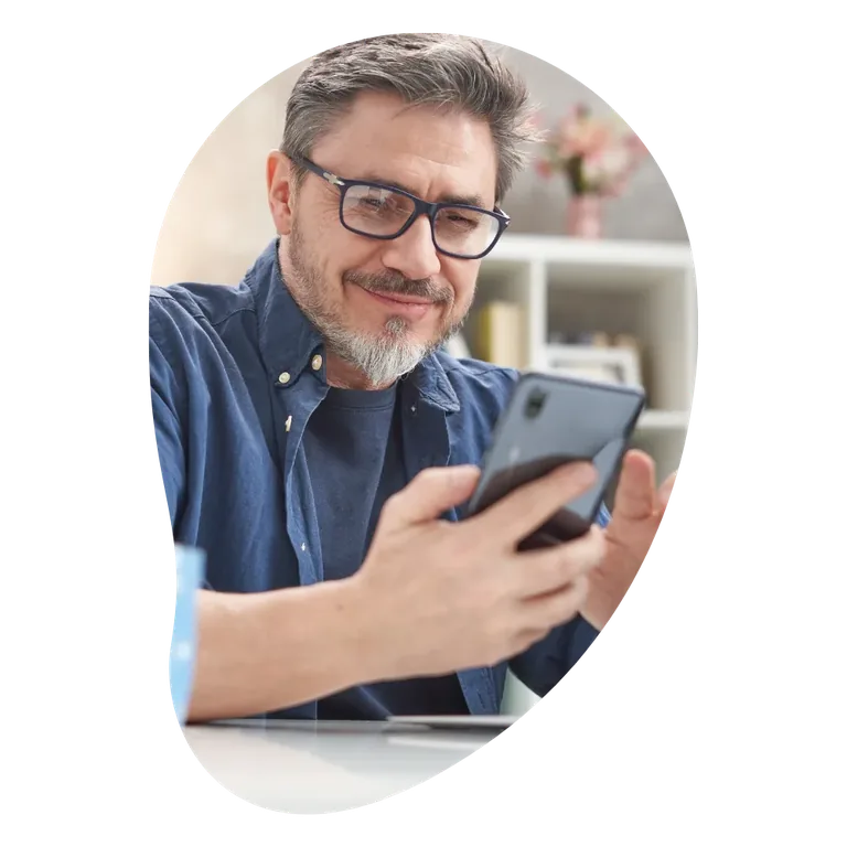 Illustration representing family financial protection alongside a mortgage